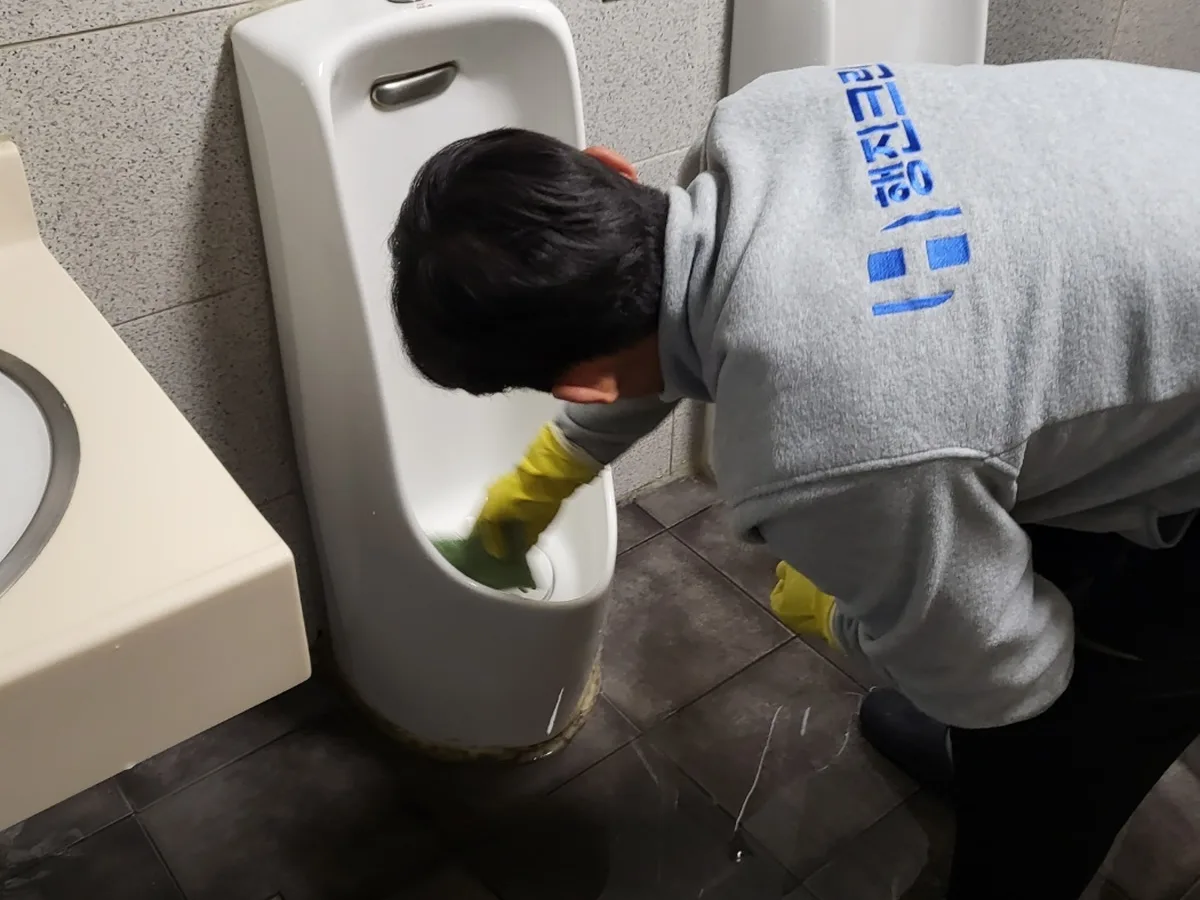 영양군 수비면 학교 화장실 세면대 살균 위생청소 사례 - 행진크린
